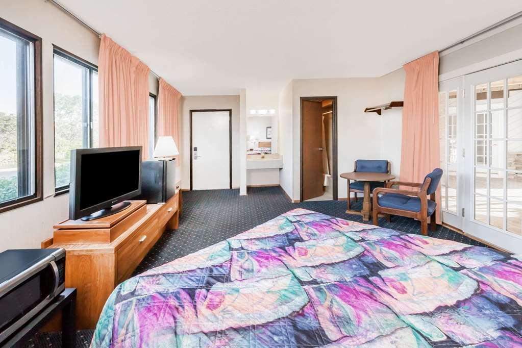 Knights Inn Mackinaw Stadt Zimmer foto