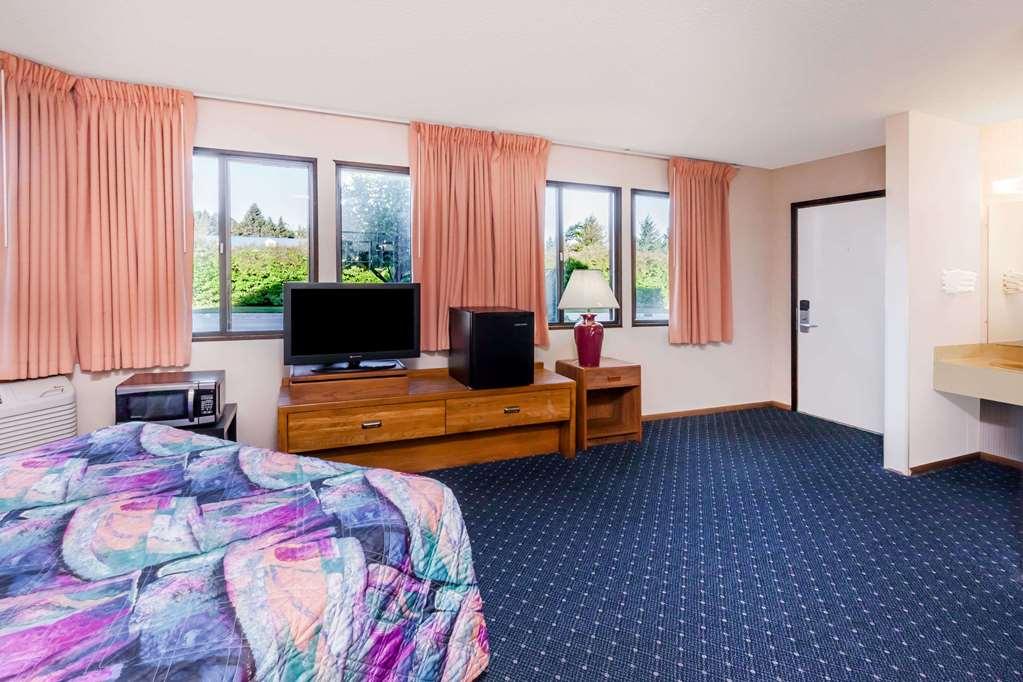 Knights Inn Mackinaw Stadt Zimmer foto
